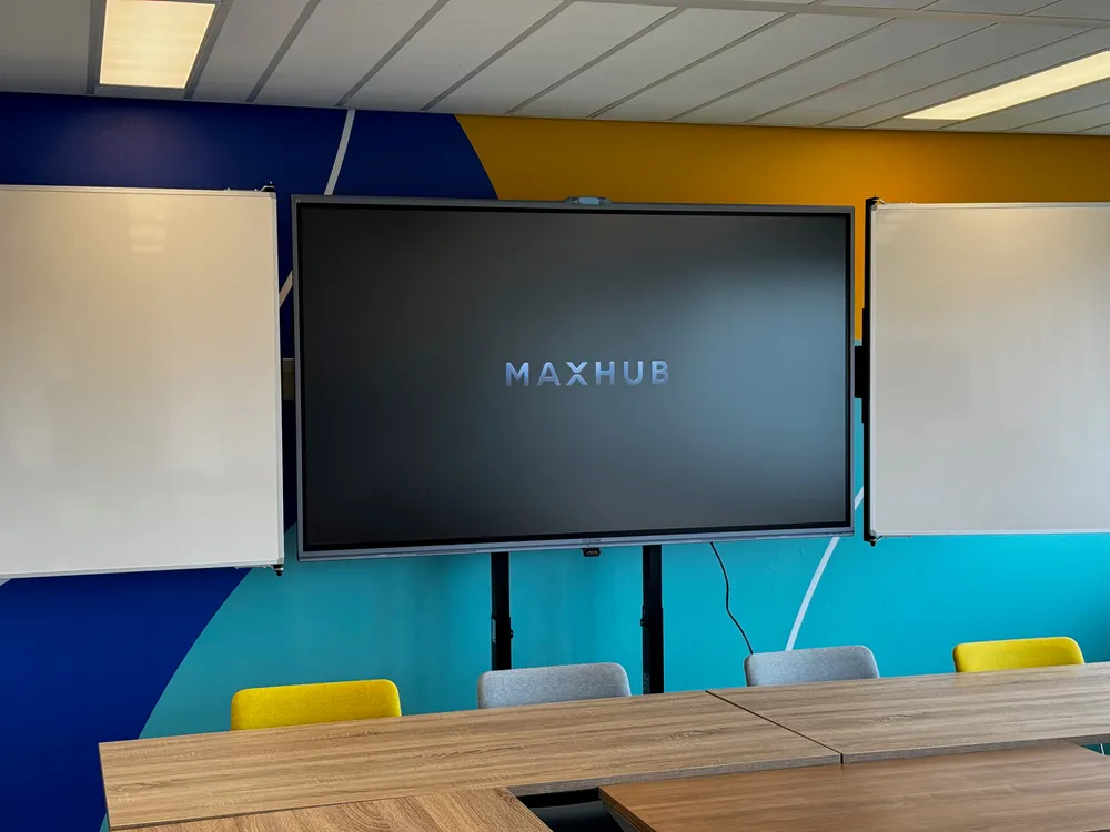 Maxhub V7-86 inch het digibord met een volledig Windows besturingssysteem